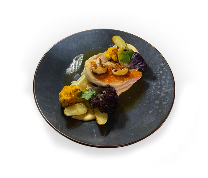 Assiette de cuisine traditionnelle gourmande et régionale